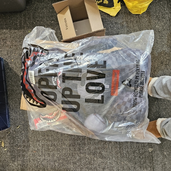 Sprayground moneybear - Picture 4 of 4